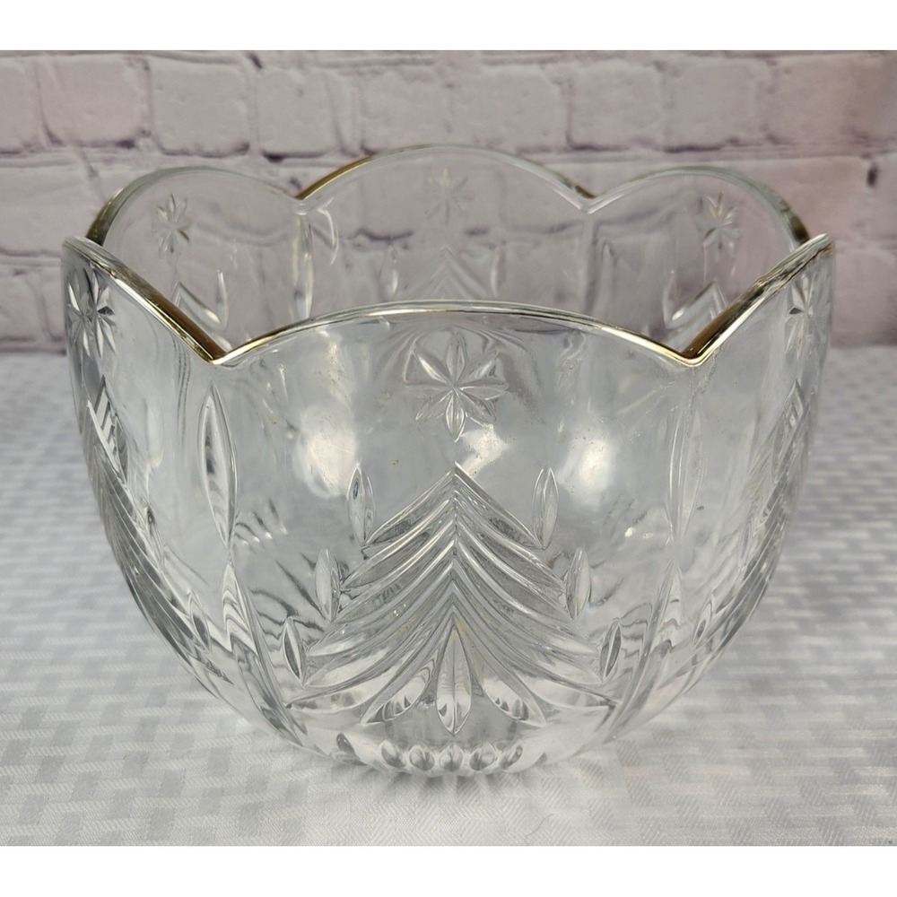 8" Round Bowl Christmas Tree by Mikasa,‎ Gold Rim